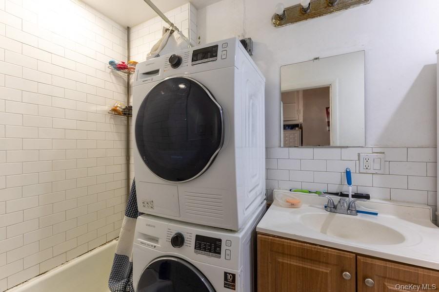 5836 Catalpa Avenue Property Photo 30