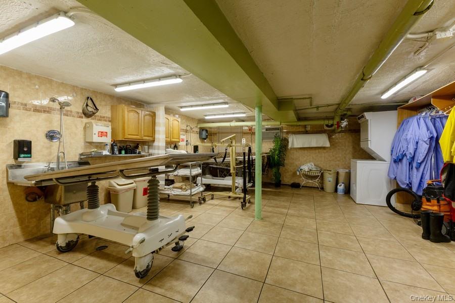 5836 Catalpa Avenue Property Photo 34