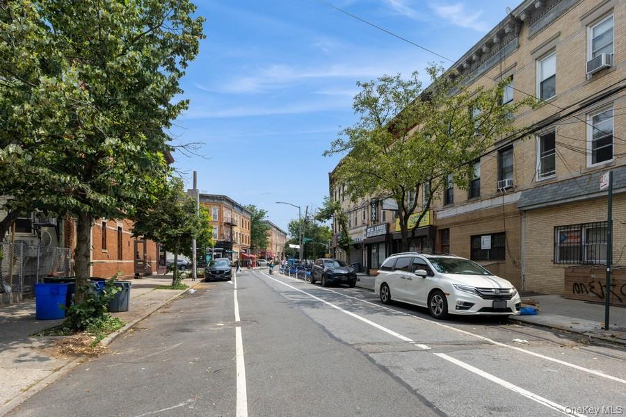 5836 Catalpa Avenue Property Photo 47