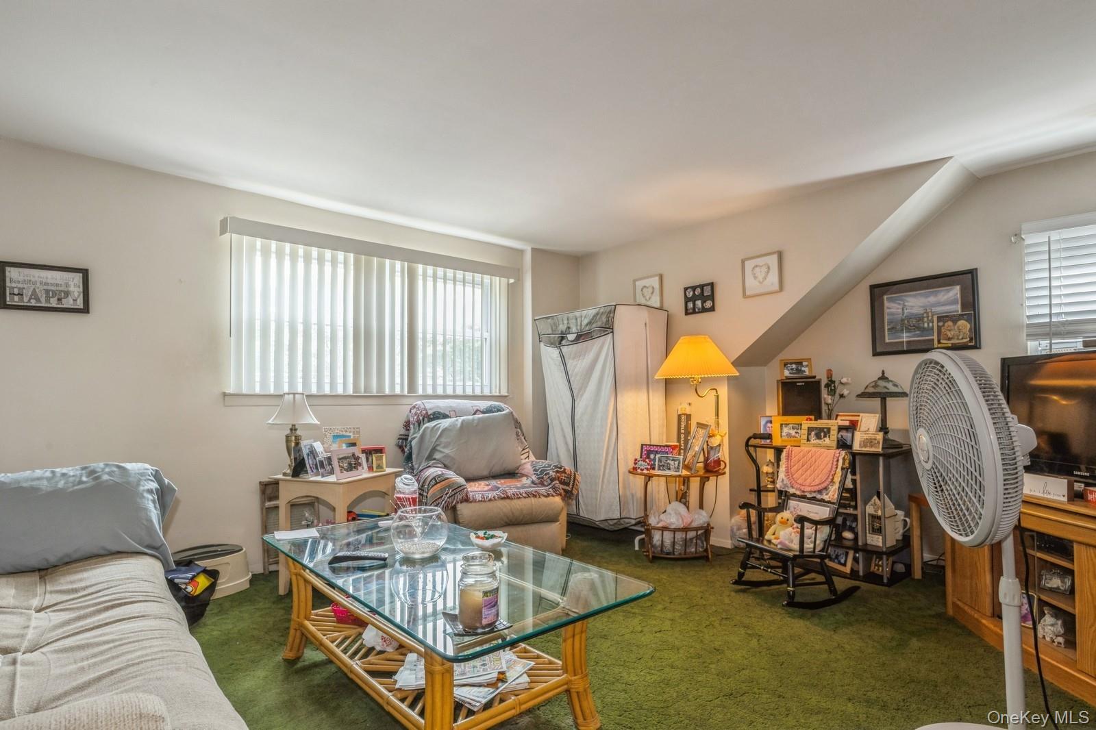 66 Gates Avenue Property Photo 19