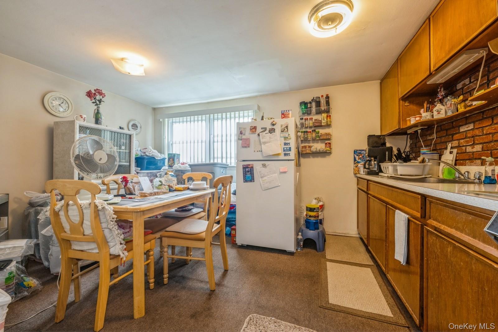 66 Gates Avenue Property Photo 23