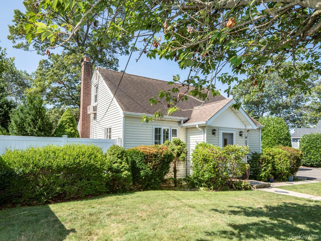 306 Clay Avenue Property Photo 2