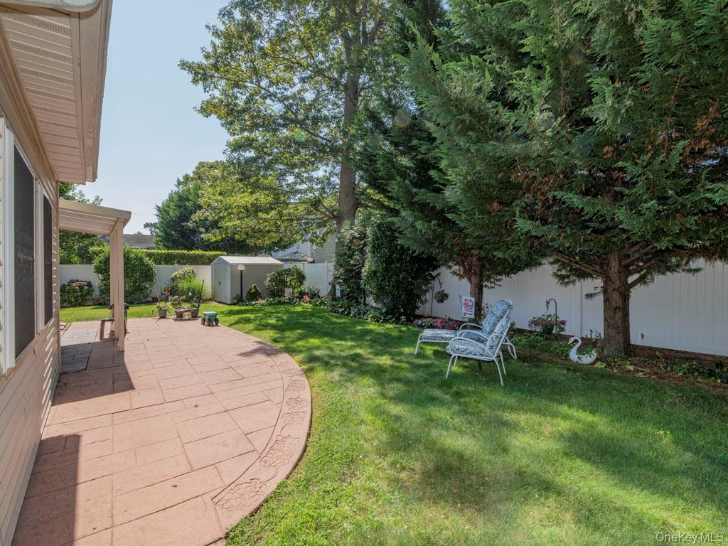 306 Clay Avenue Property Photo 5