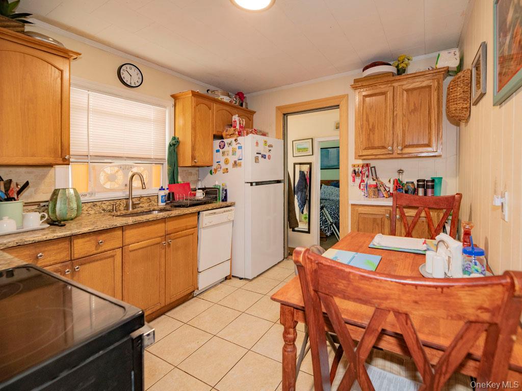 306 Clay Avenue Property Photo 11