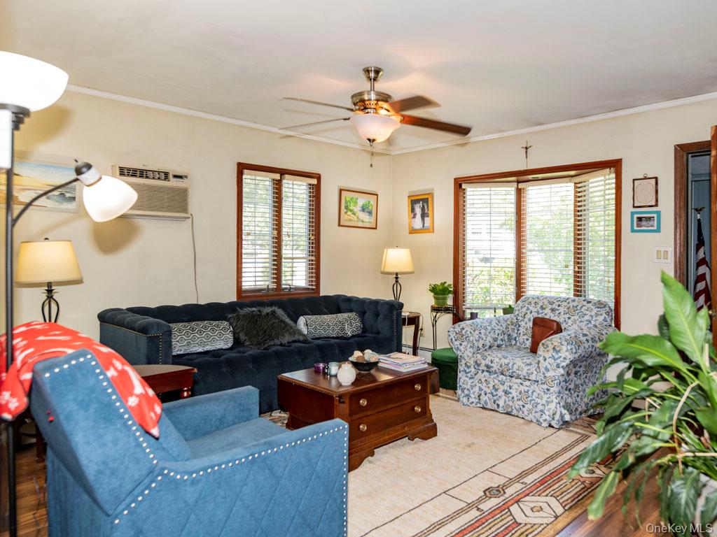 306 Clay Avenue Property Photo 12