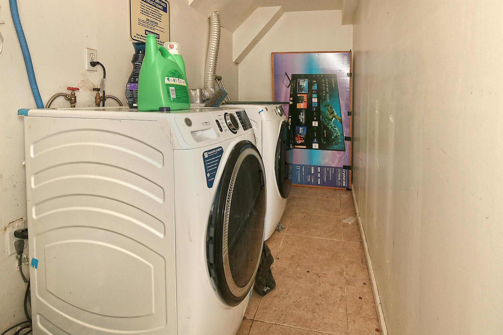 1244 Jefferson Avenue Property Photo 17