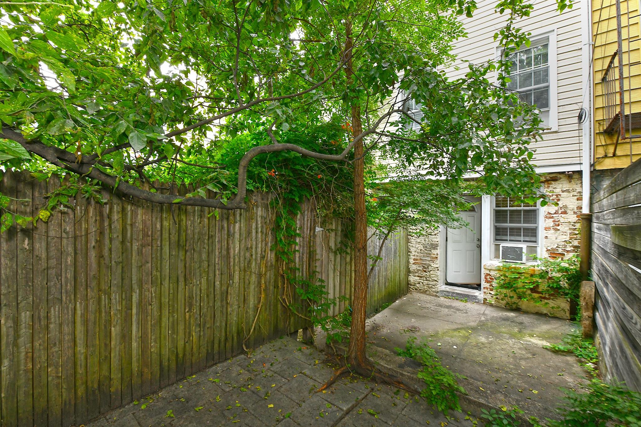 1244 Jefferson Avenue Property Photo 20