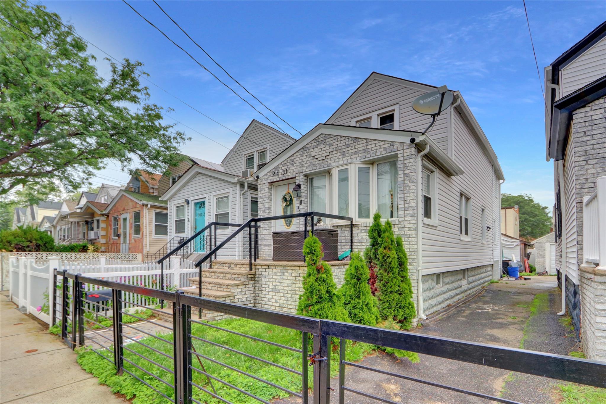 14431 166th Street Property Photo 3