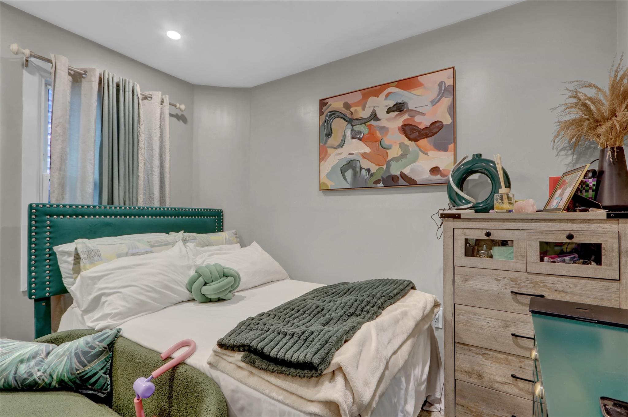 14431 166th Street Property Photo 4