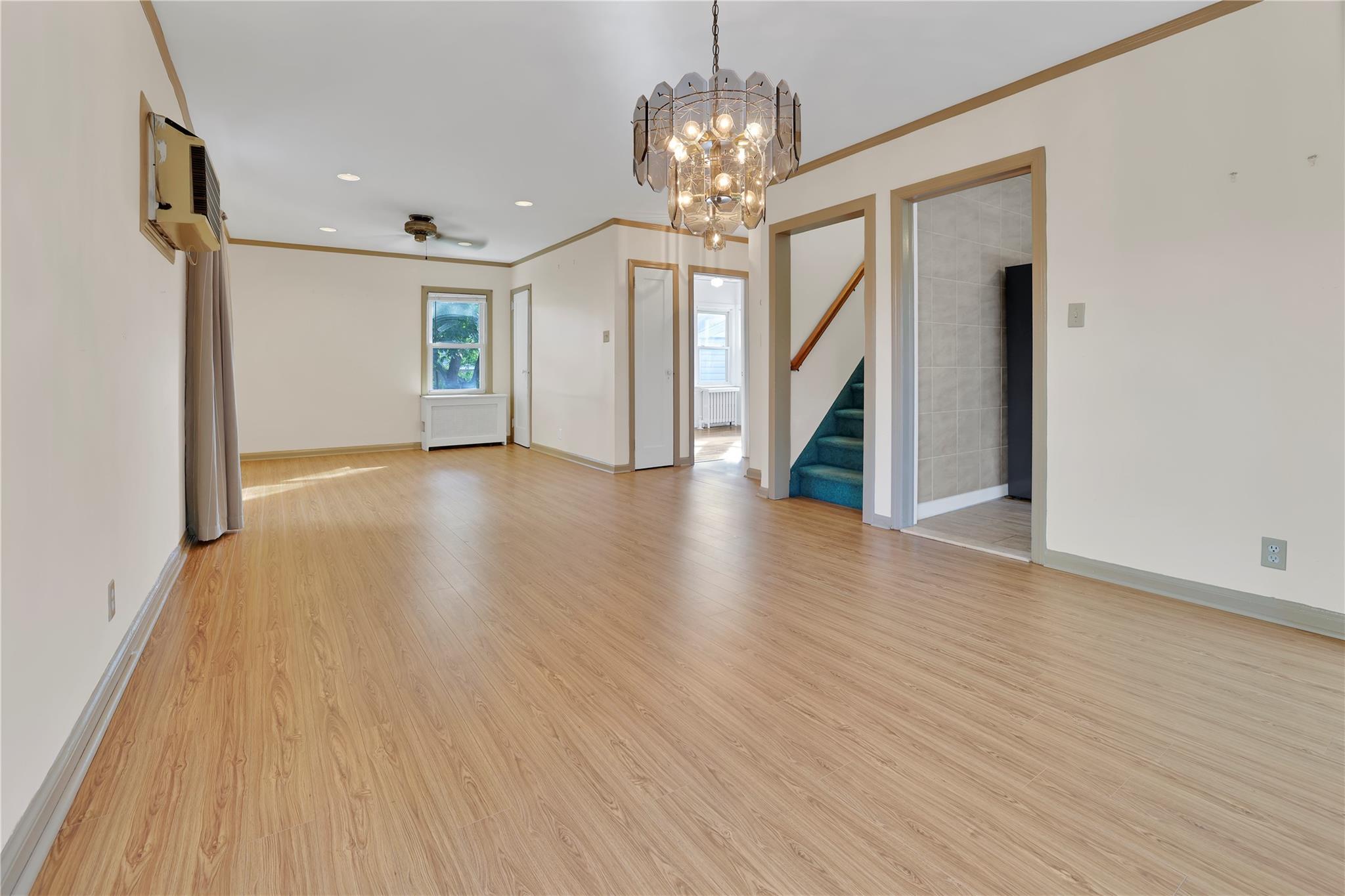 33 Park Circle Property Photo 5