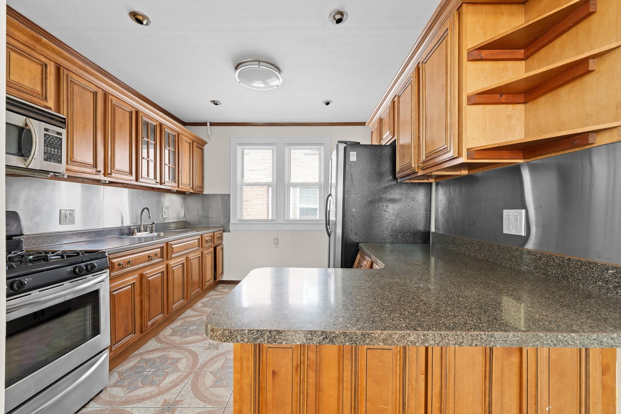 189-18 114 Drive Property Photo 14