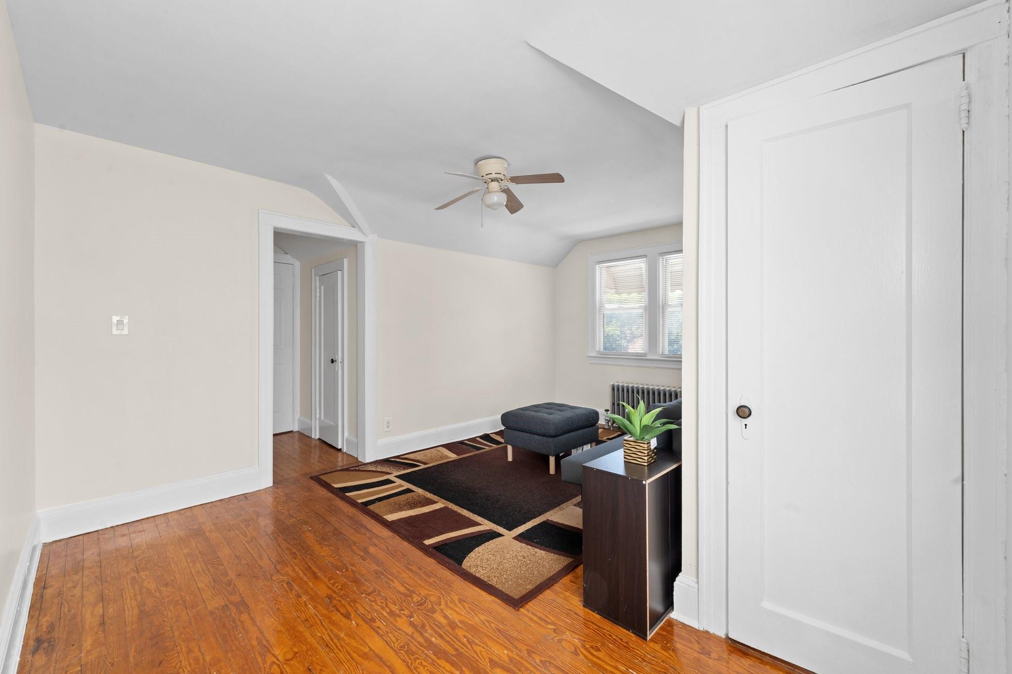 189-18 114 Drive Property Photo 21