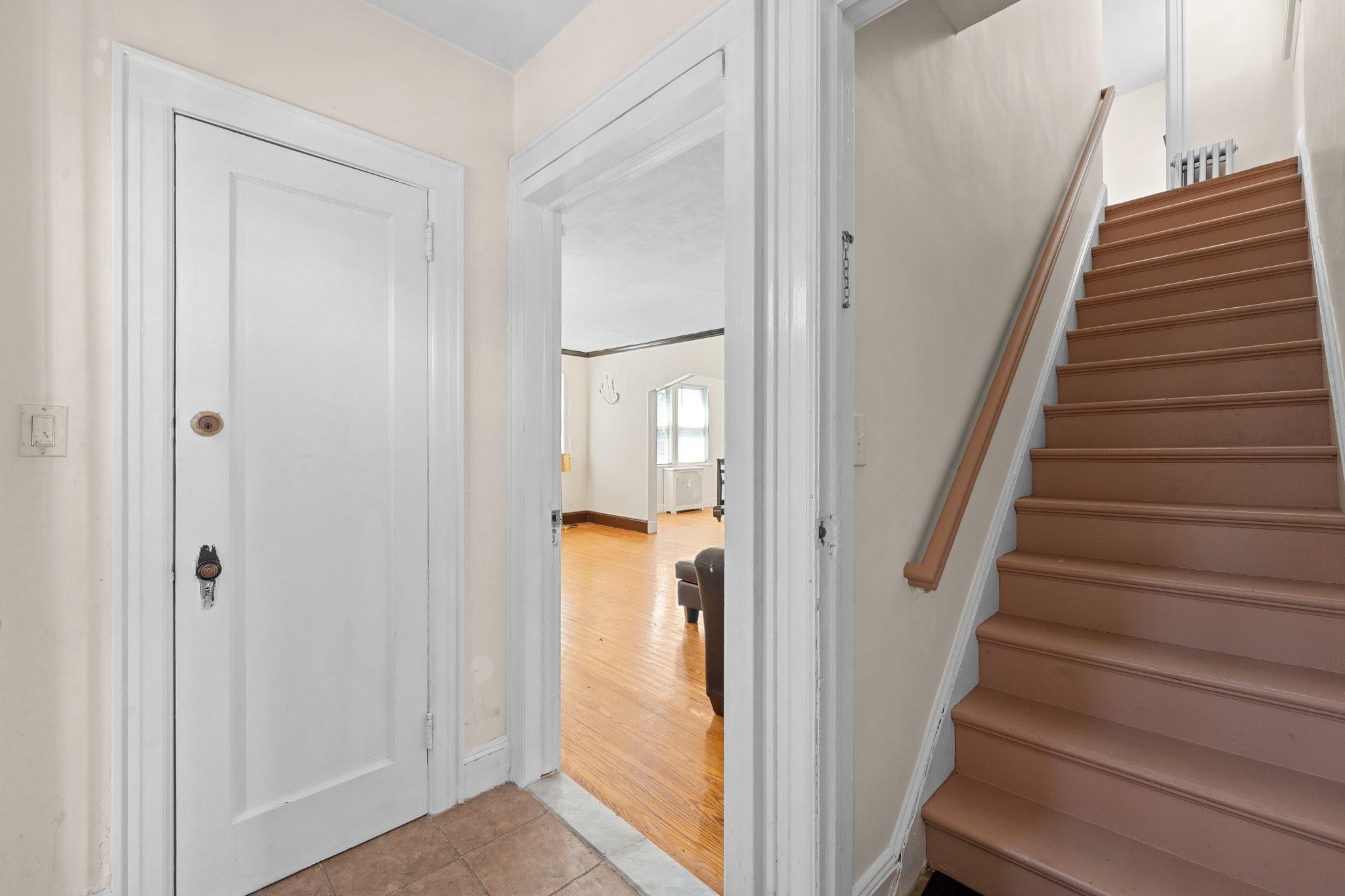 189-18 114 Drive Property Photo 25