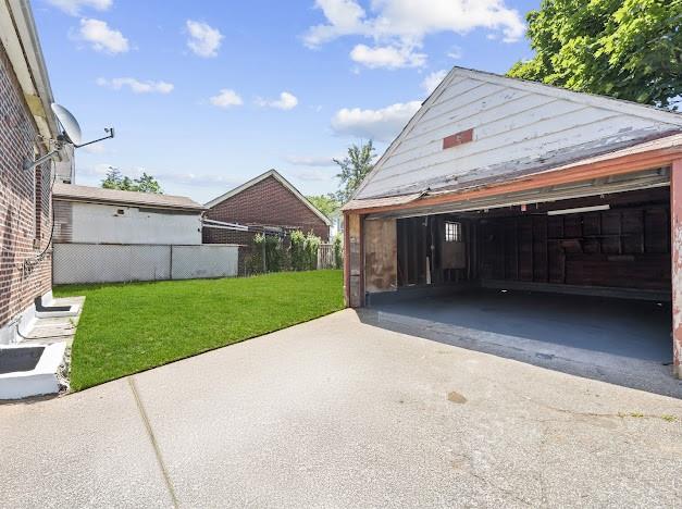 189-18 114 Drive Property Photo 32