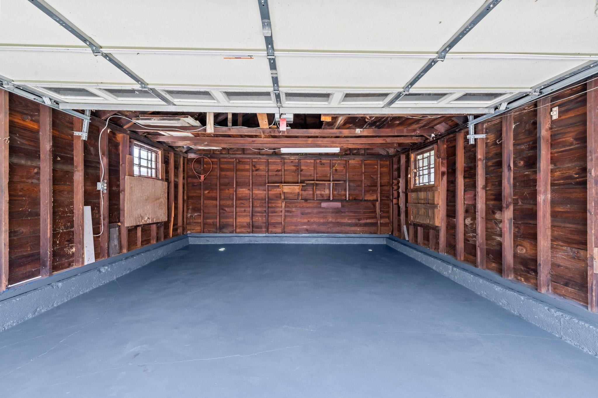 189-18 114 Drive Property Photo 33