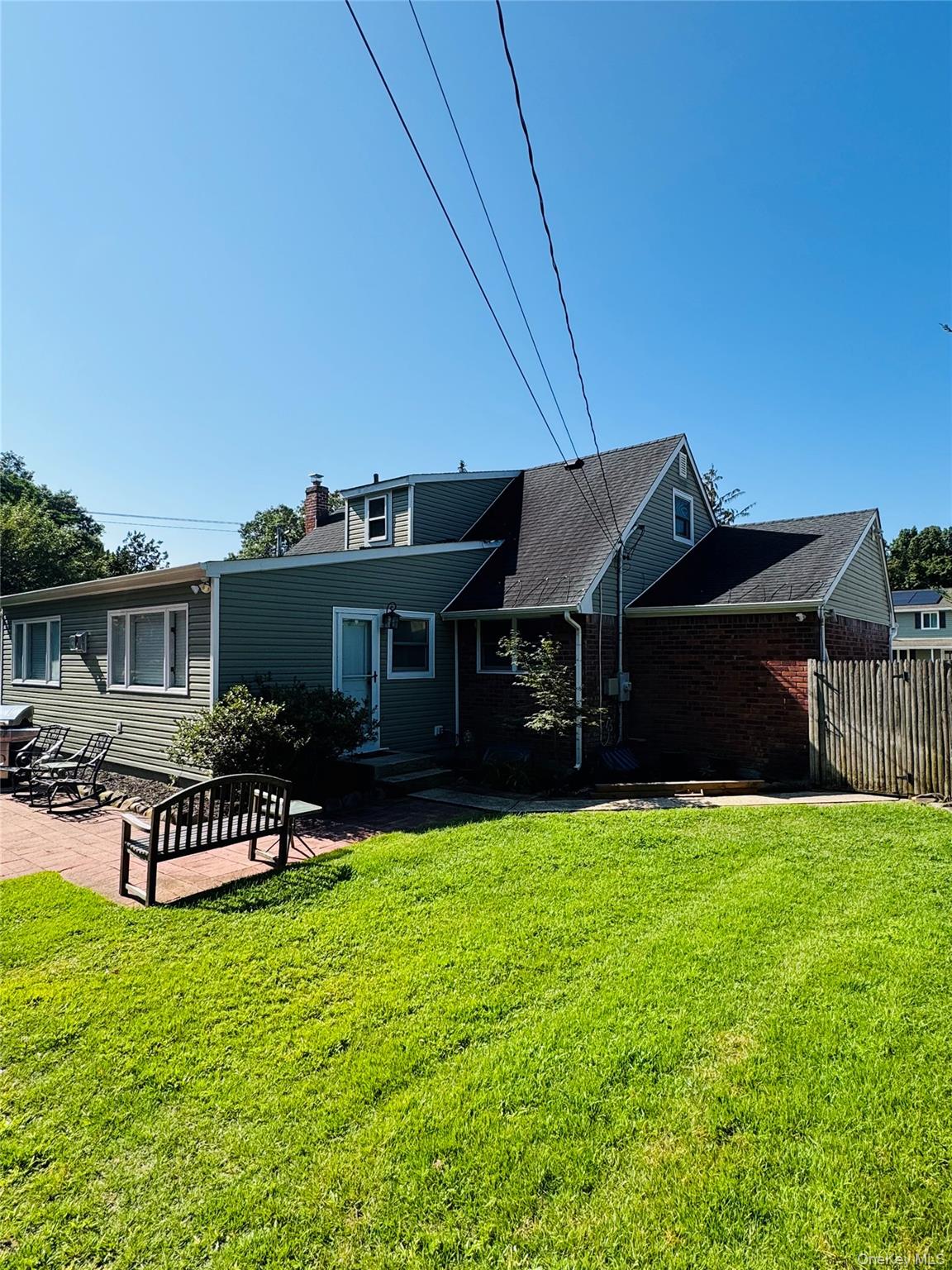 110 Roxbury Drive Property Photo 9