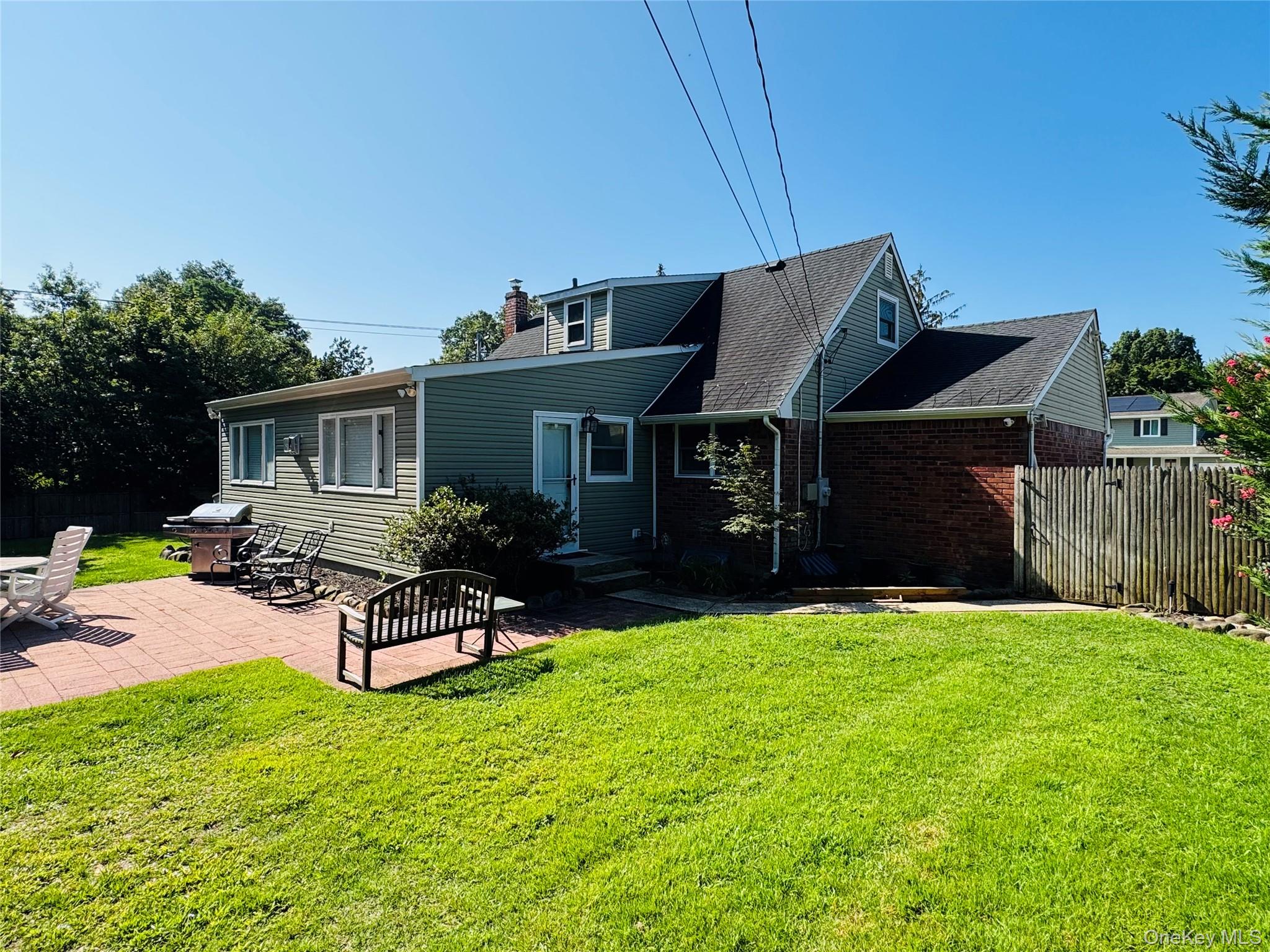 110 Roxbury Drive Property Photo 11