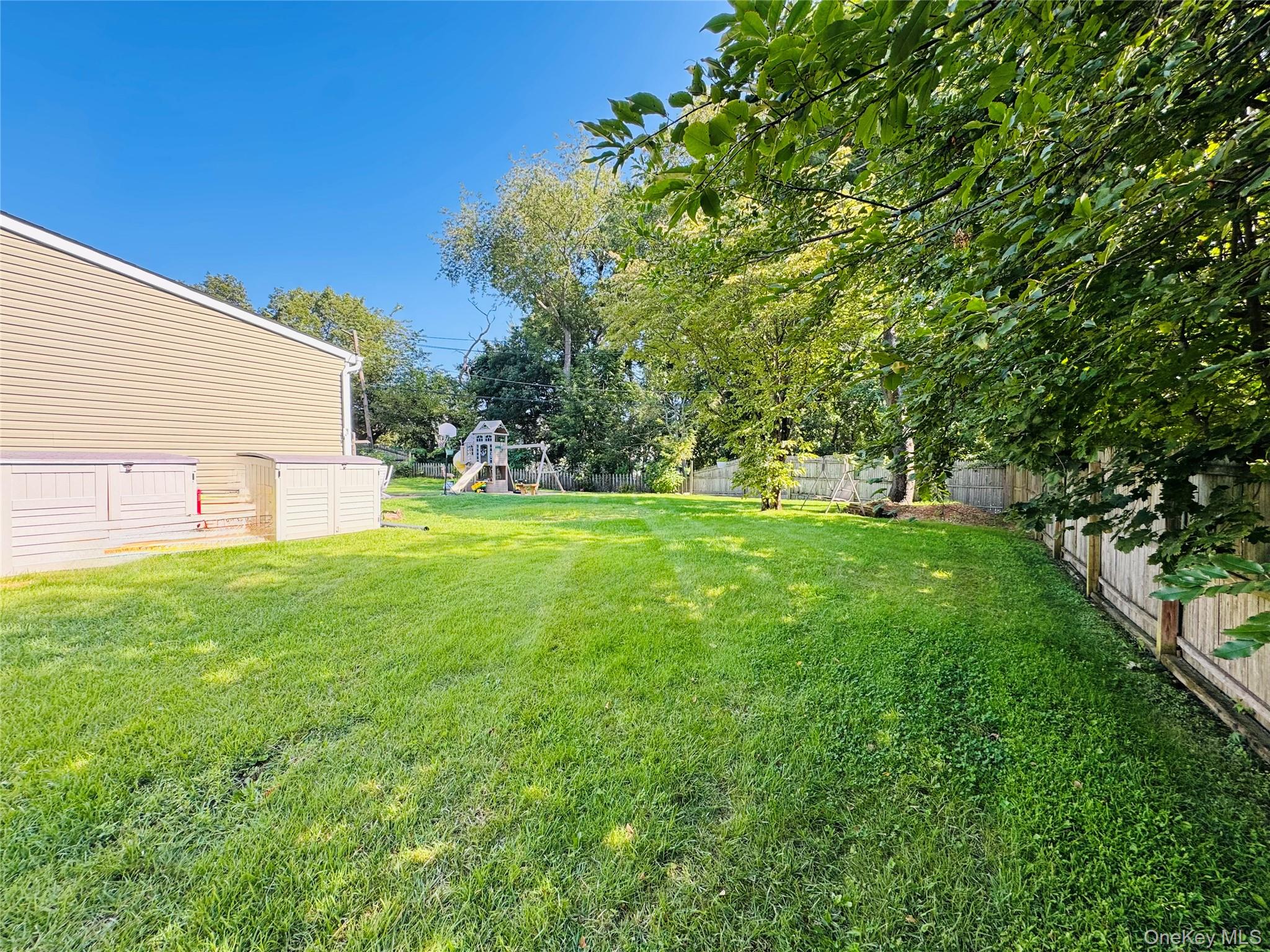 110 Roxbury Drive Property Photo 12