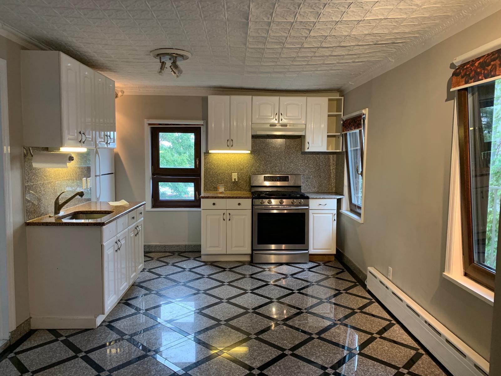 5741 58th Street Property Photo 4