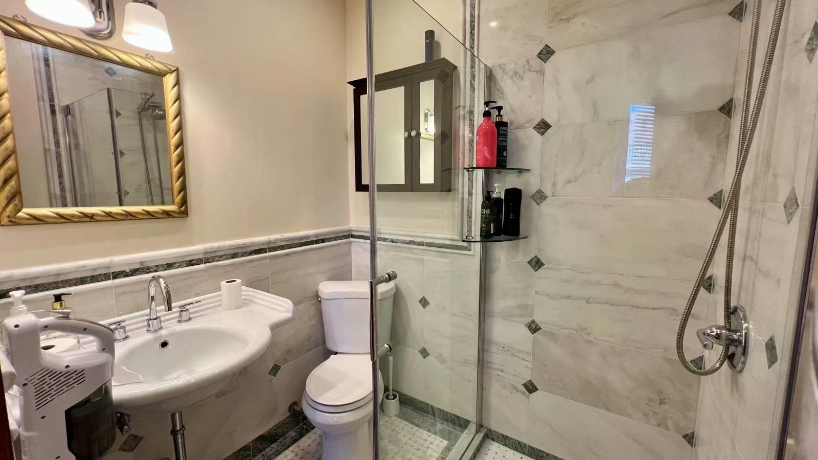 5741 58th Street Property Photo 12