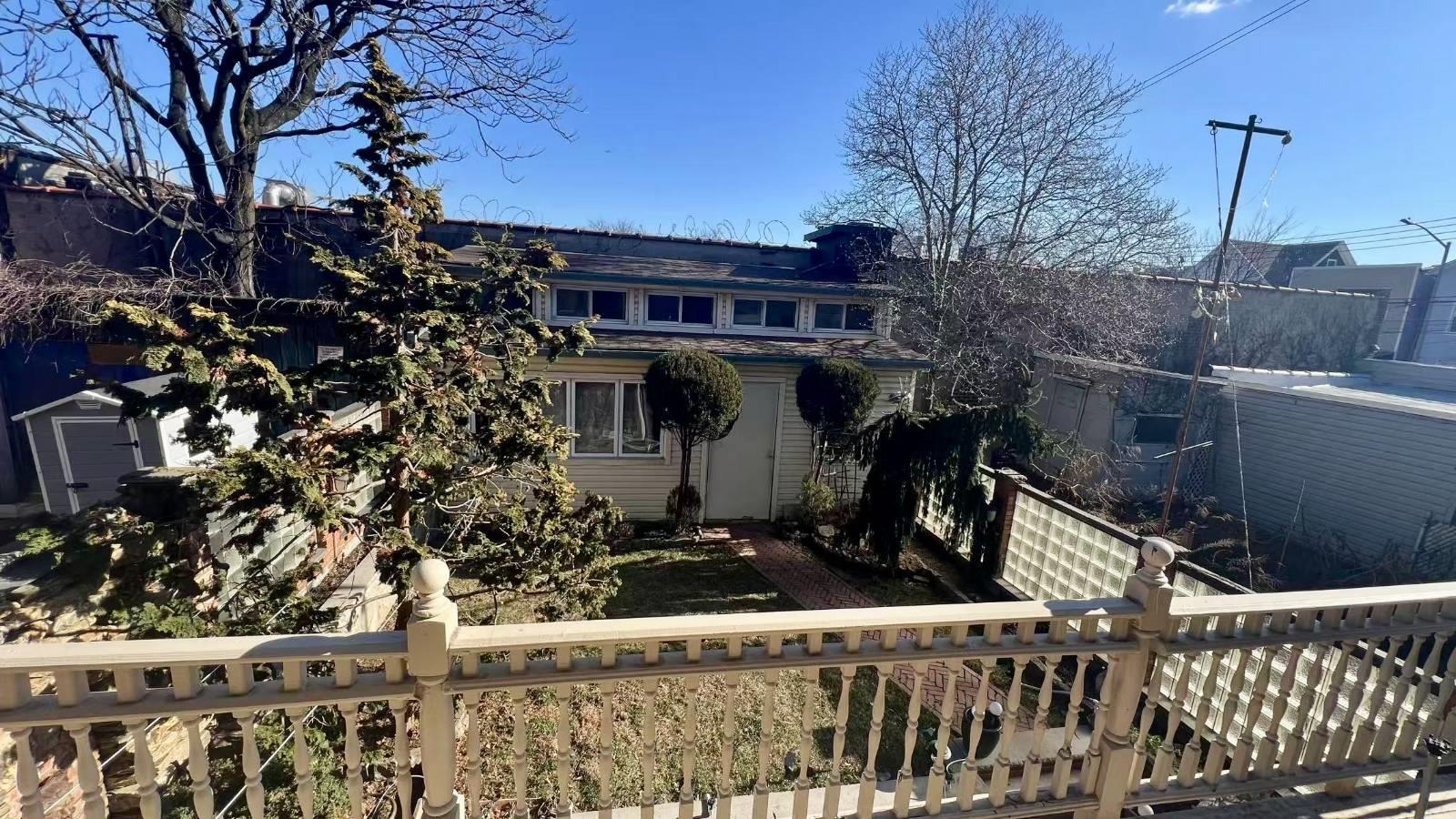 5741 58th Street Property Photo 13