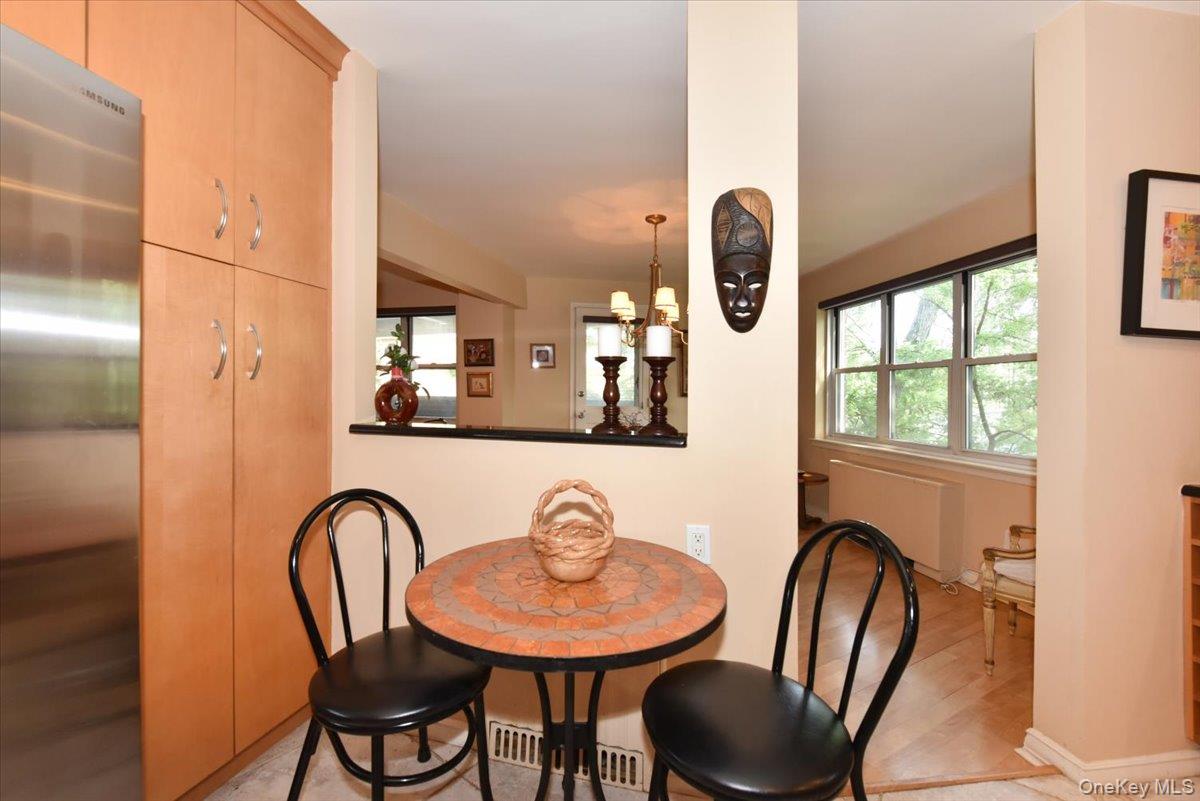 180 S Middle Neck Road 1-q Property Photo 7