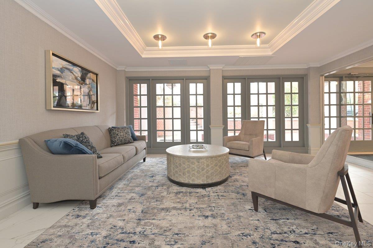 180 S Middle Neck Road 1-q Property Photo 25