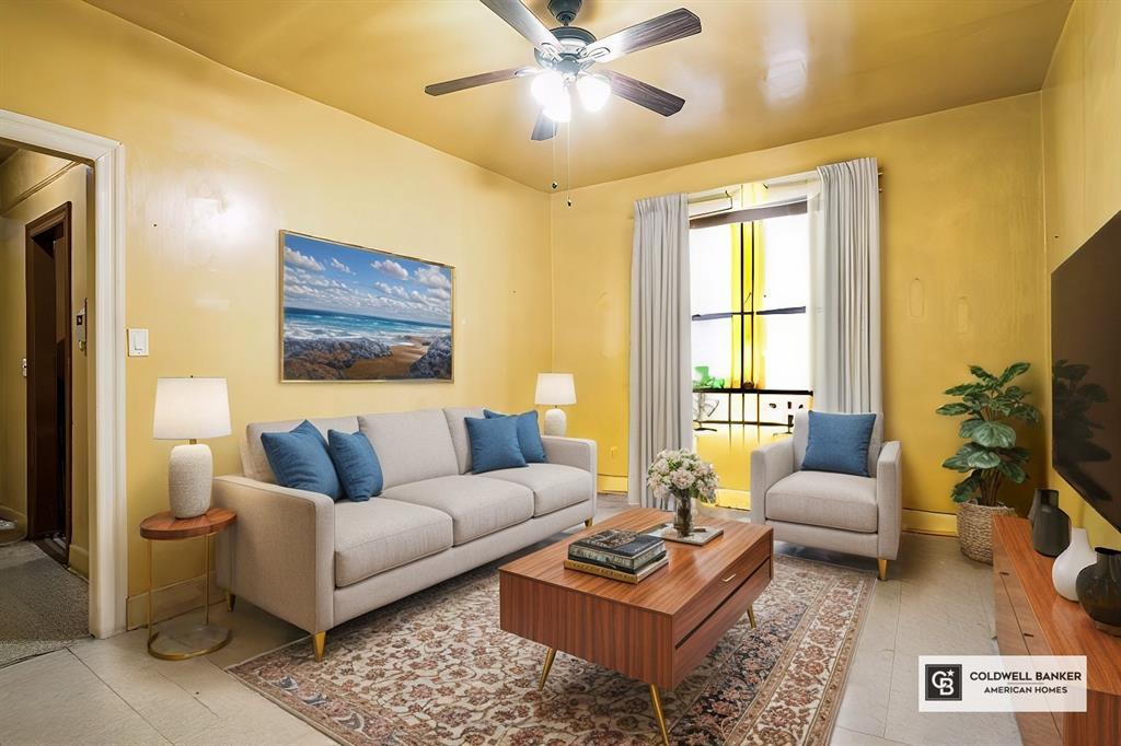 35 Crown Street 2B