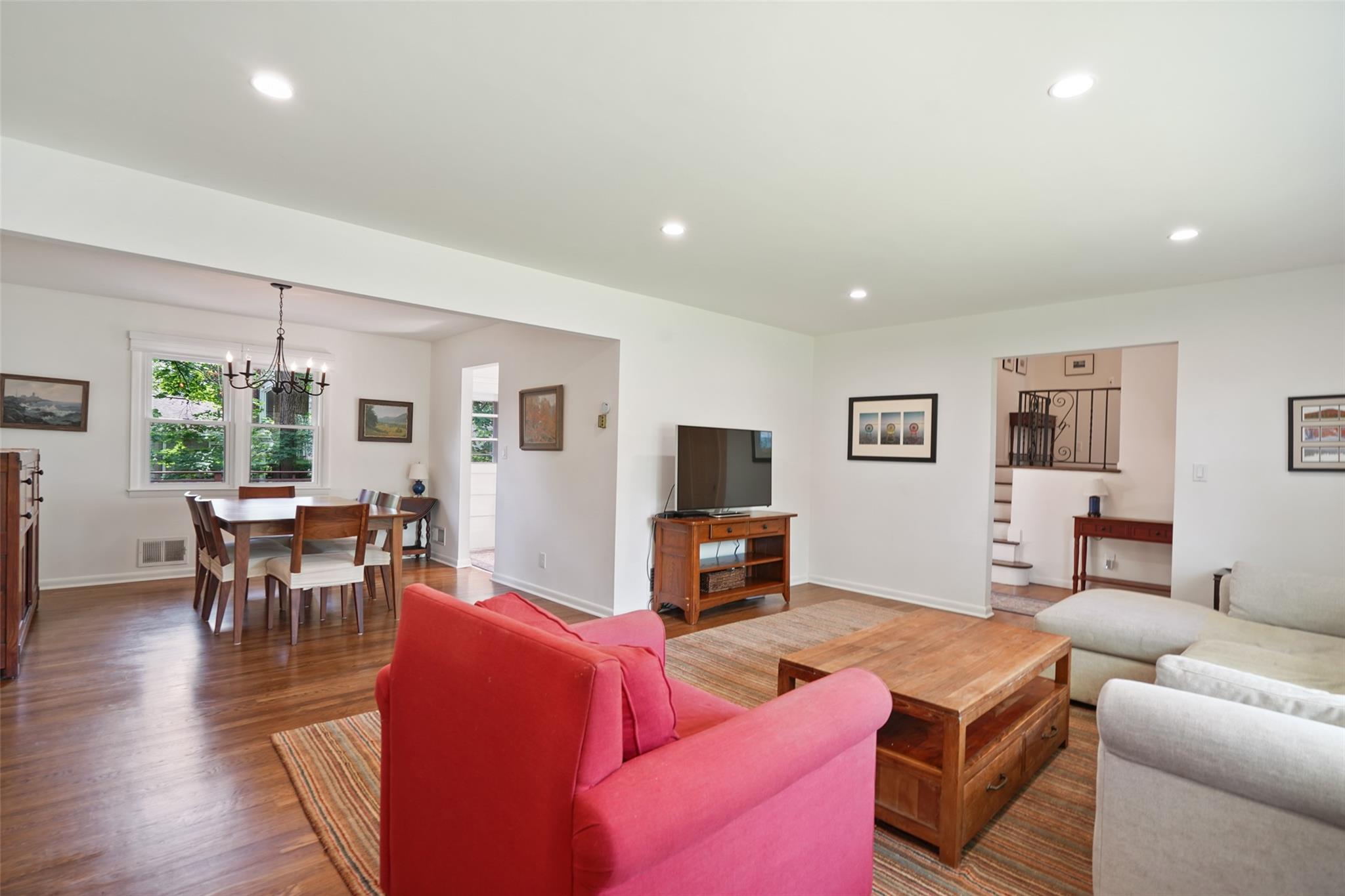 8 Elm Hill Drive Property Photo 5