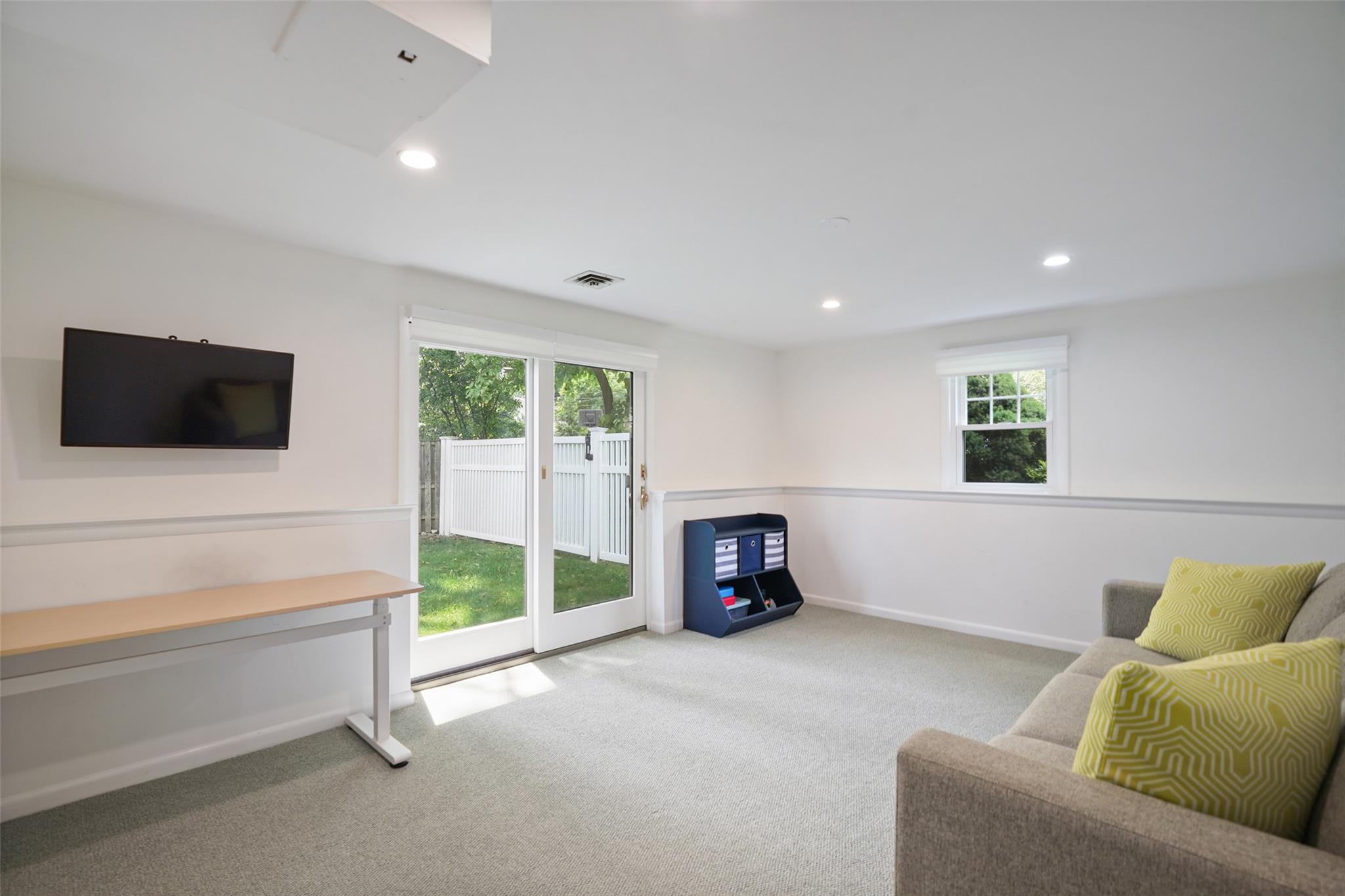 8 Elm Hill Drive Property Photo 17
