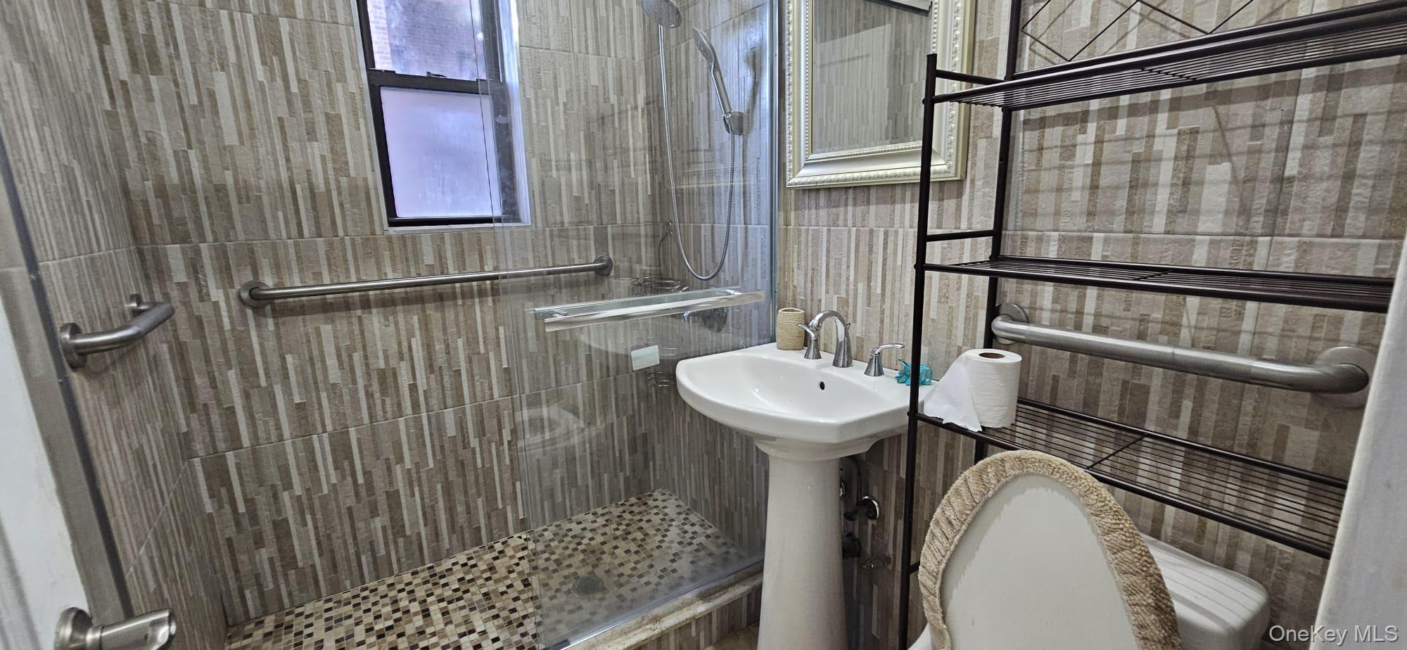 6535 108th Street B7 Property Photo 10