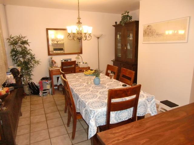 2910 Zulette Avenue Property Photo 7