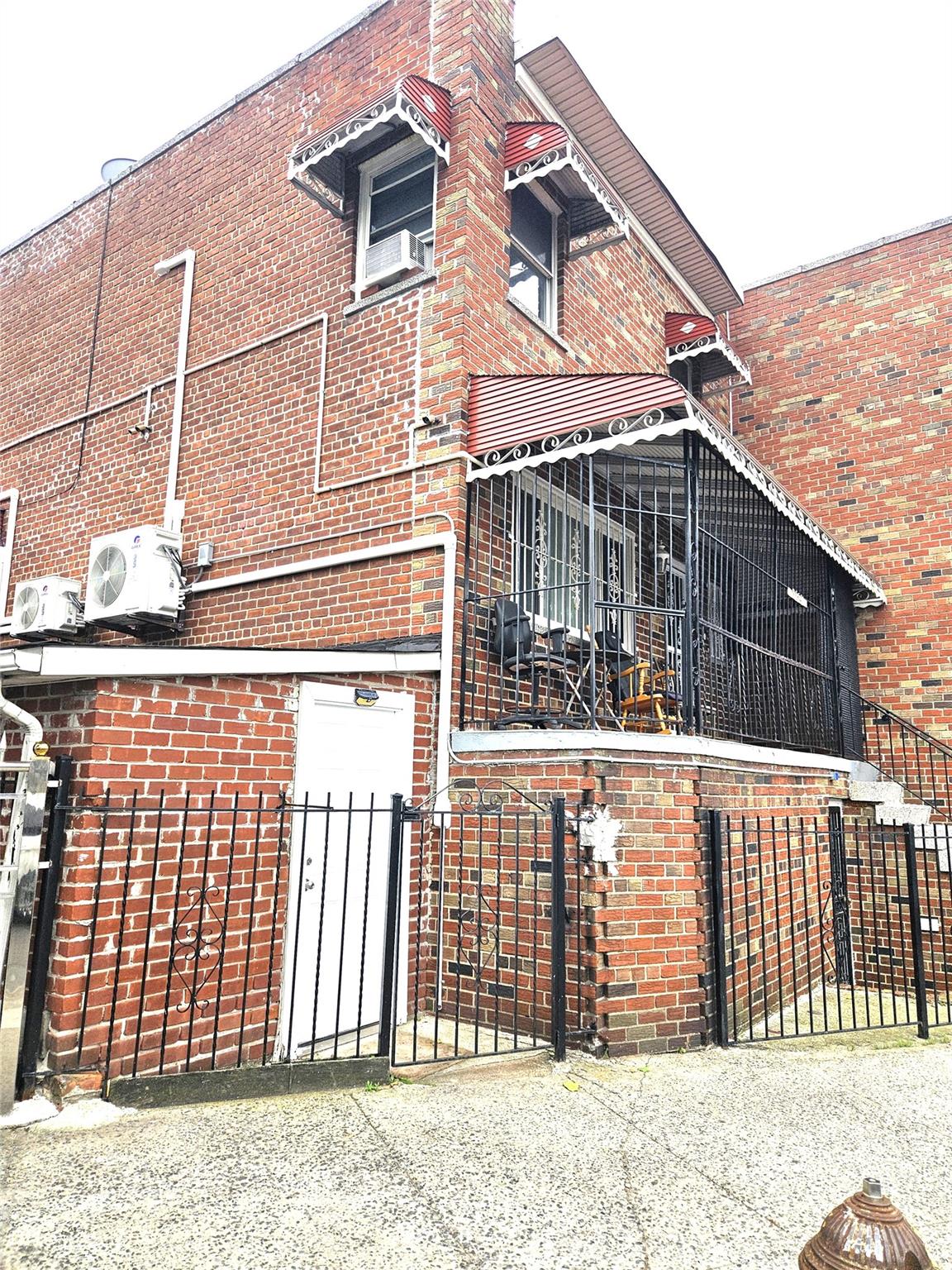 2164 Cross Bronx Expressway Property Photo 2