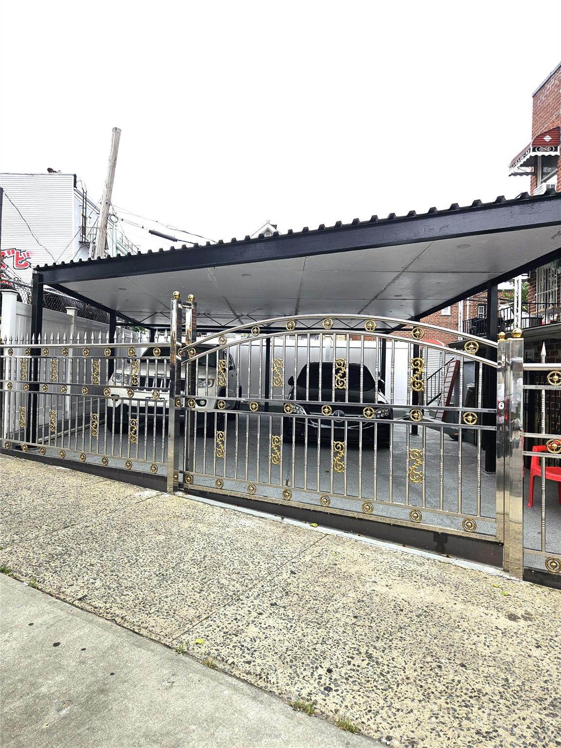 2164 Cross Bronx Expressway Property Photo 4