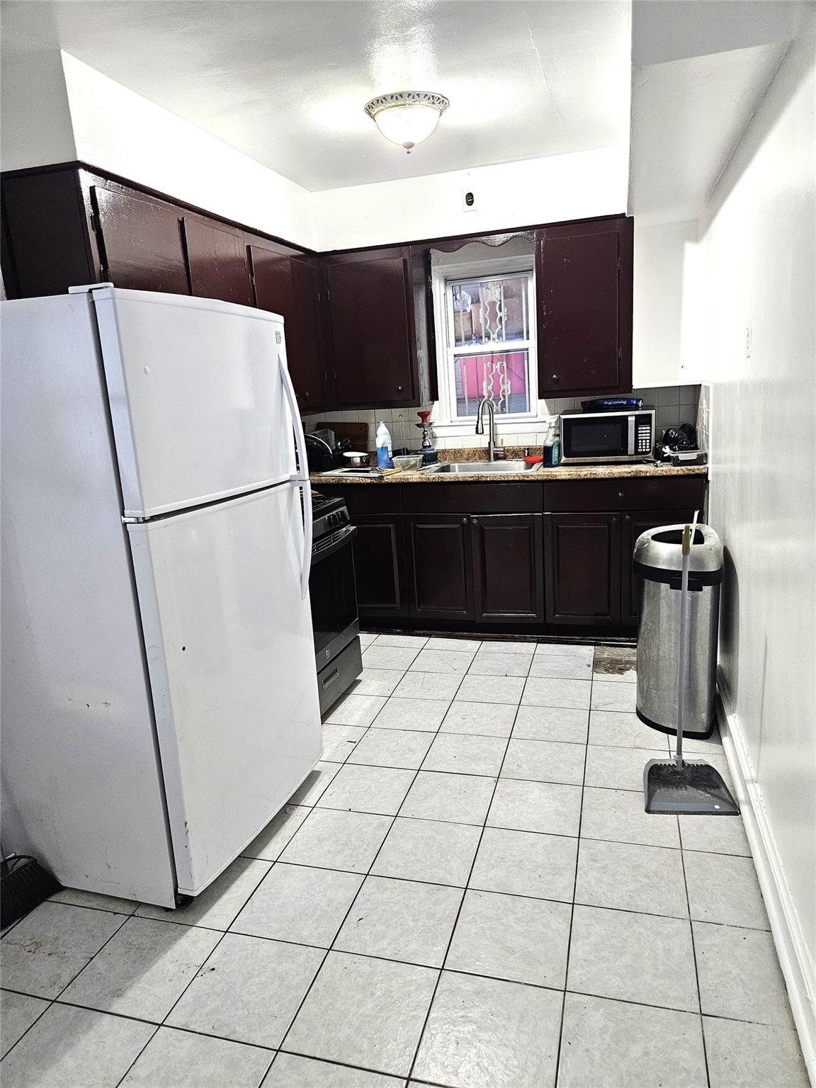 2164 Cross Bronx Expressway Property Photo 9