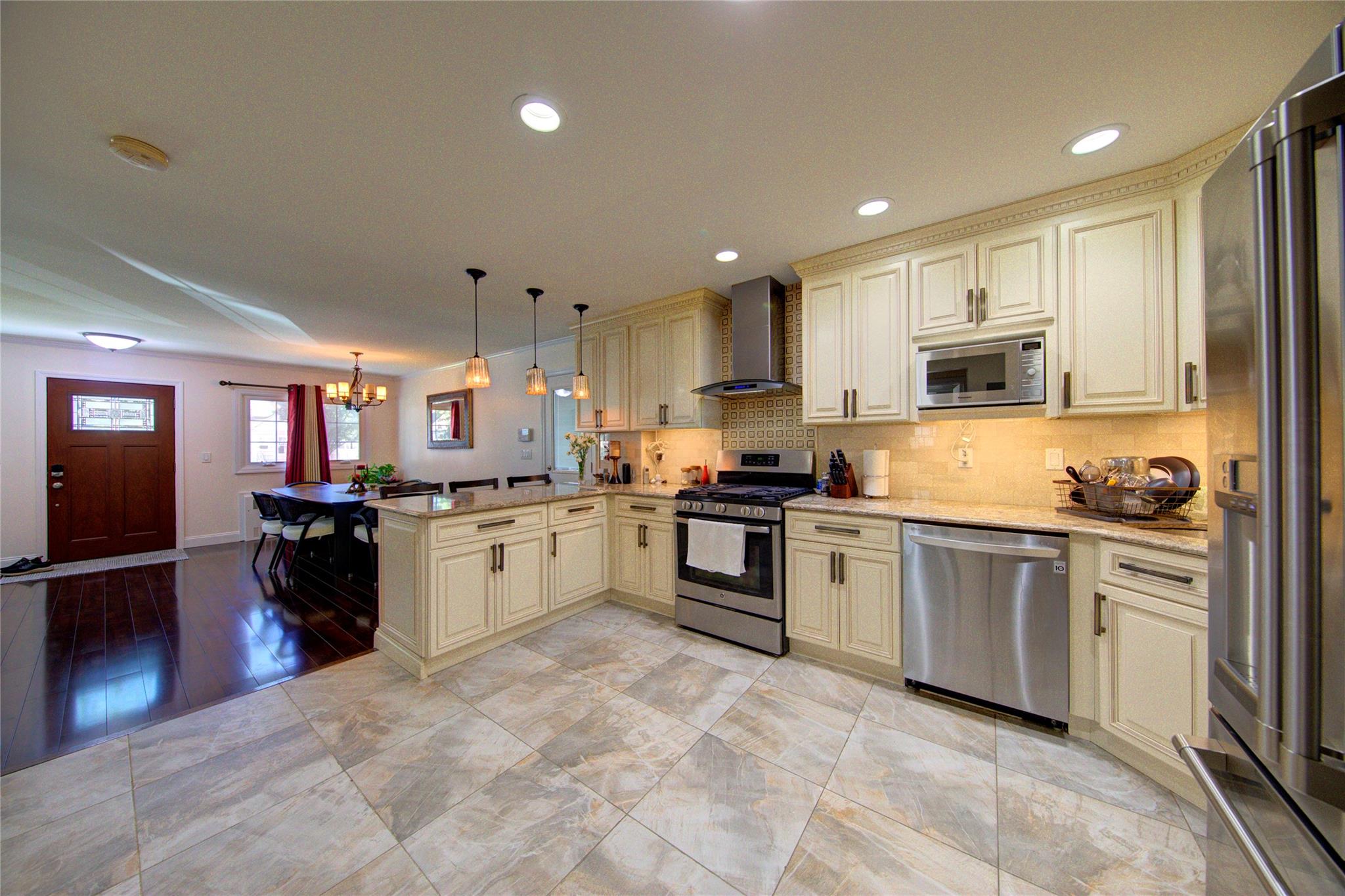 7622 265th Street Property Photo 11