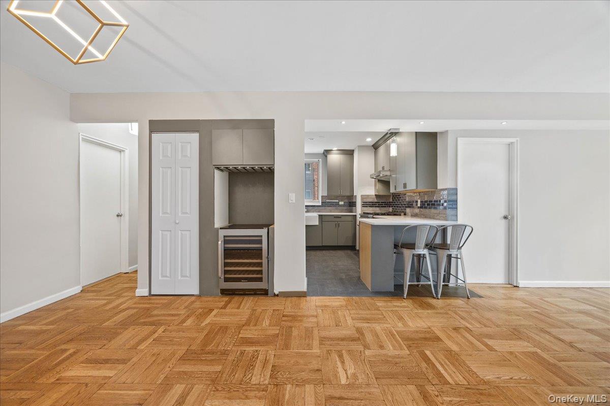 629 Kappock Street 2a Property Photo 17