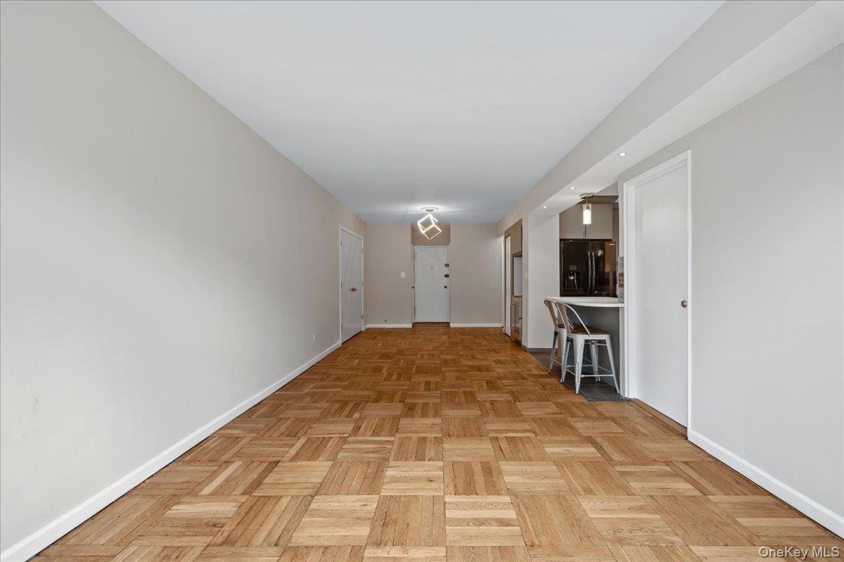 629 Kappock Street 2a Property Photo 19