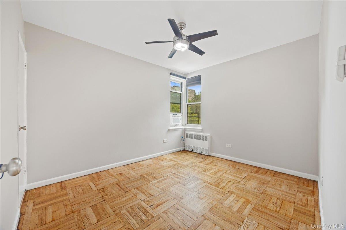 629 Kappock Street 2a Property Photo 25