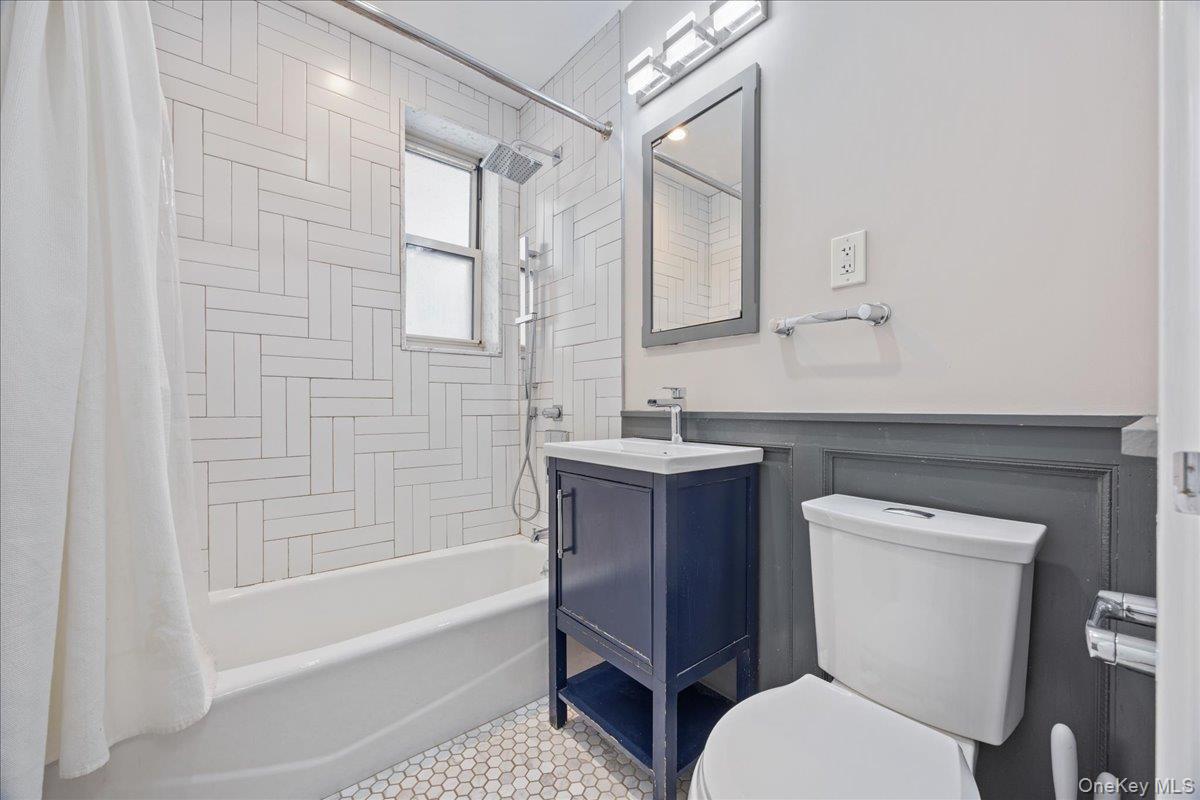 629 Kappock Street 2a Property Photo 29