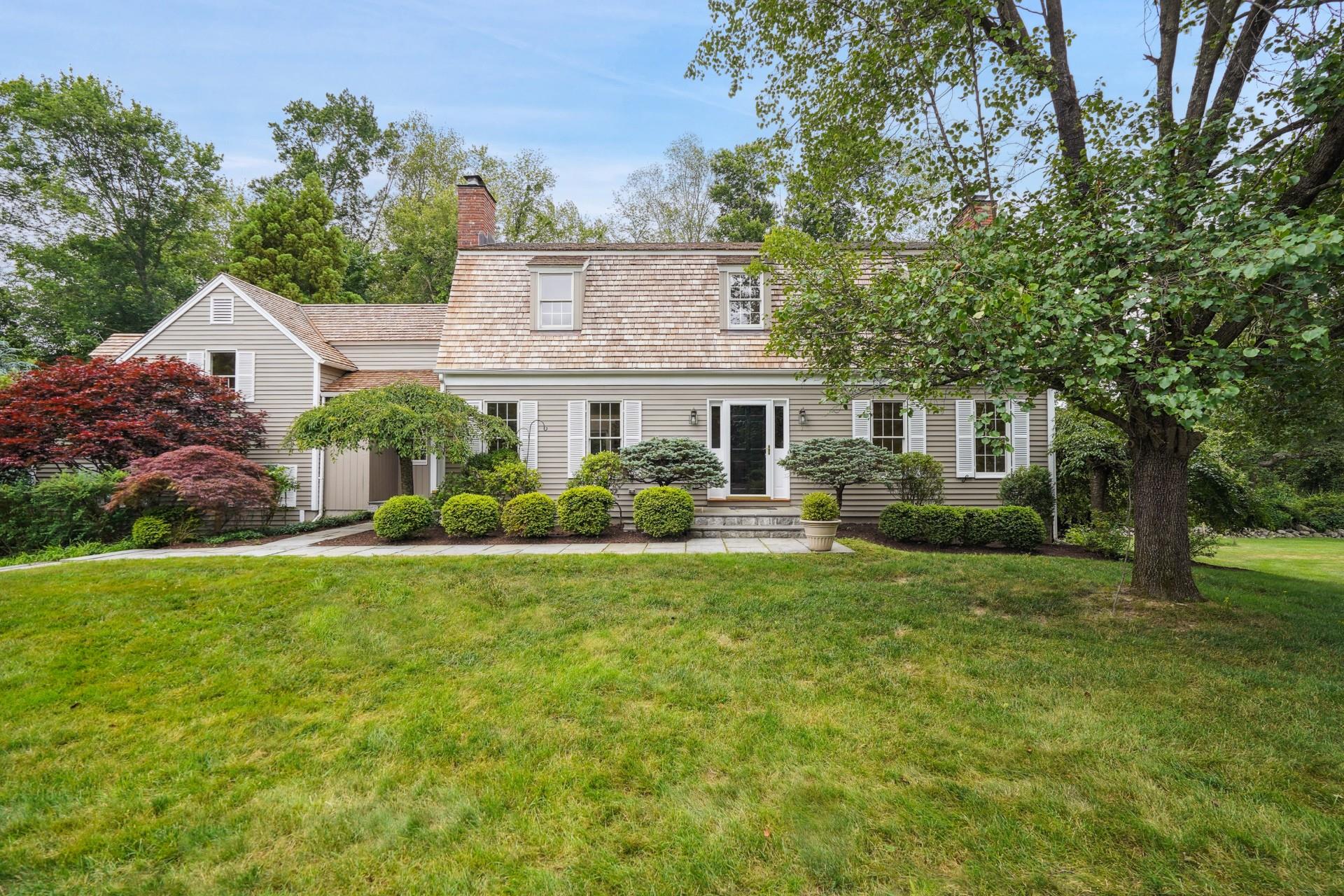 7 Hunt Farm Road Property Photo 1