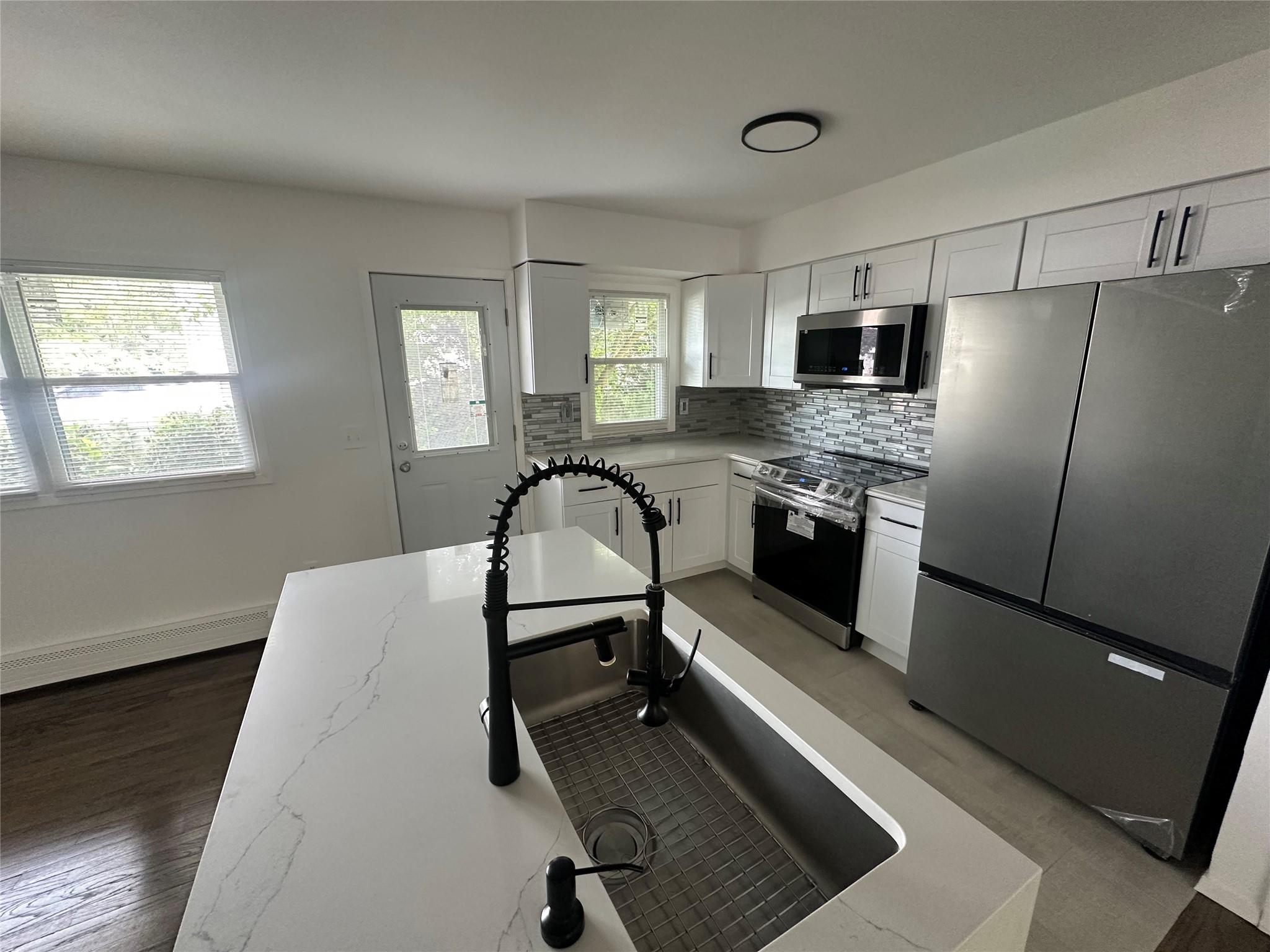 1070 Spur Drive Property Photo 10