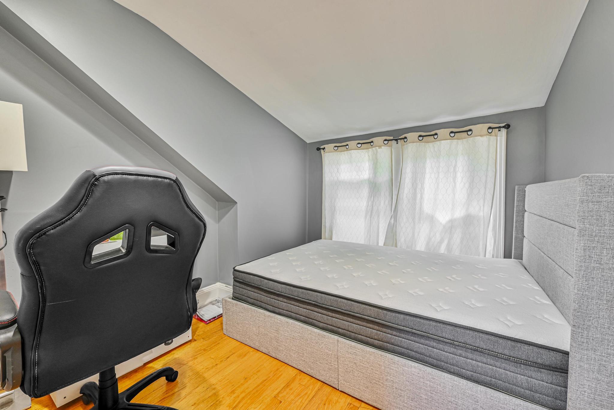 36 W Saint Marks Place Property Photo 23