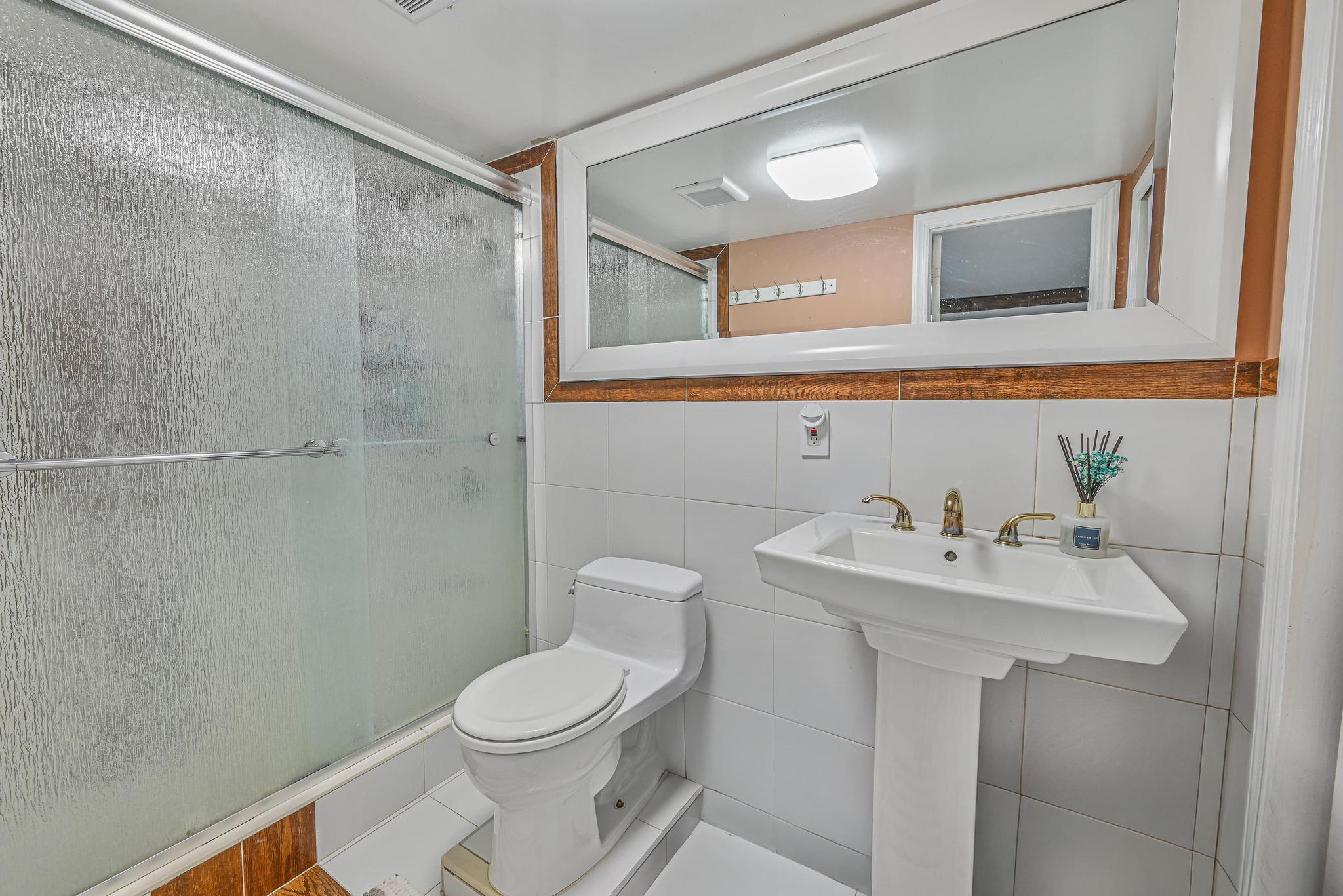 36 W Saint Marks Place Property Photo 33