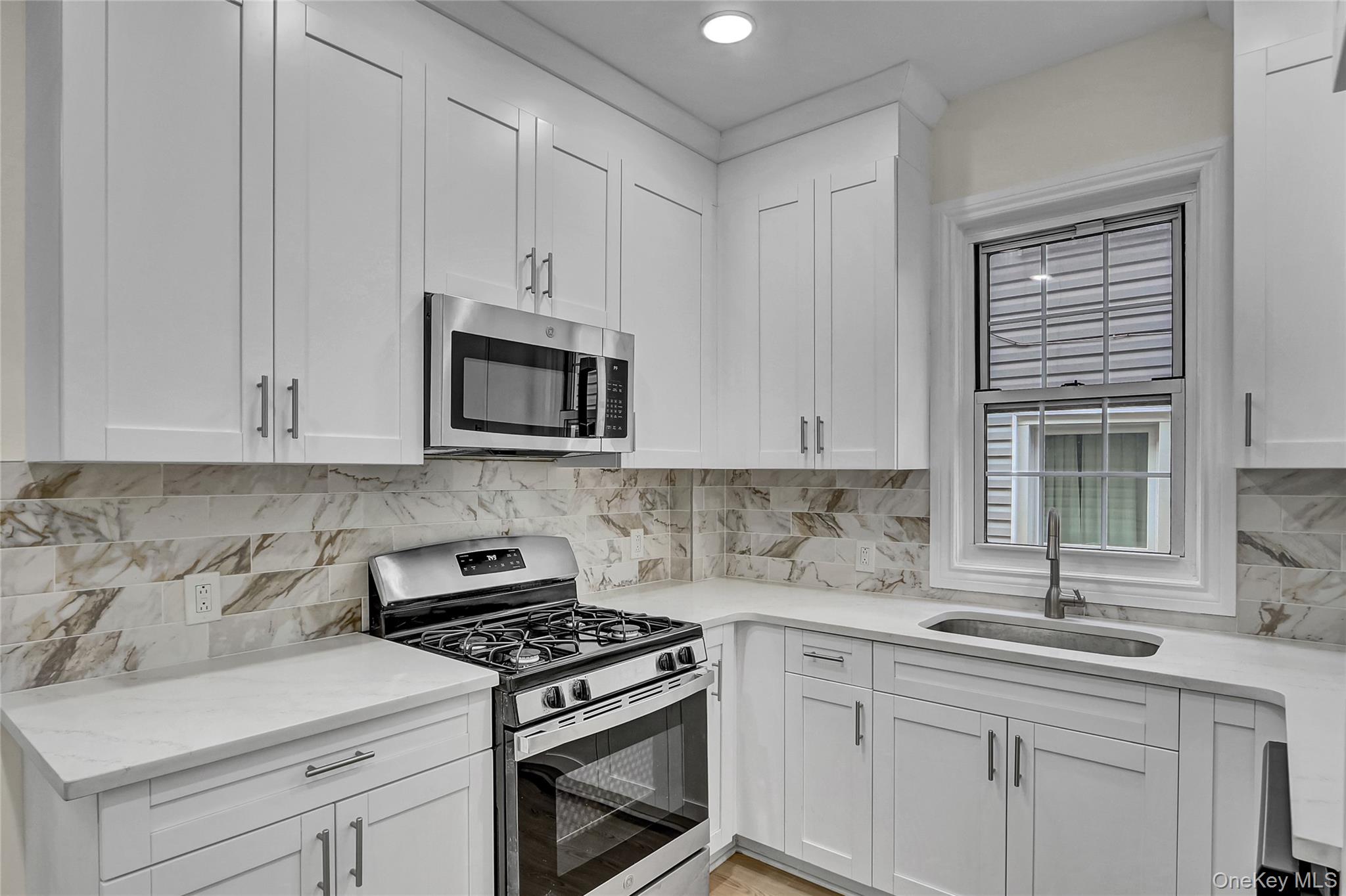 58-60 78th Avenue Property Photo 15