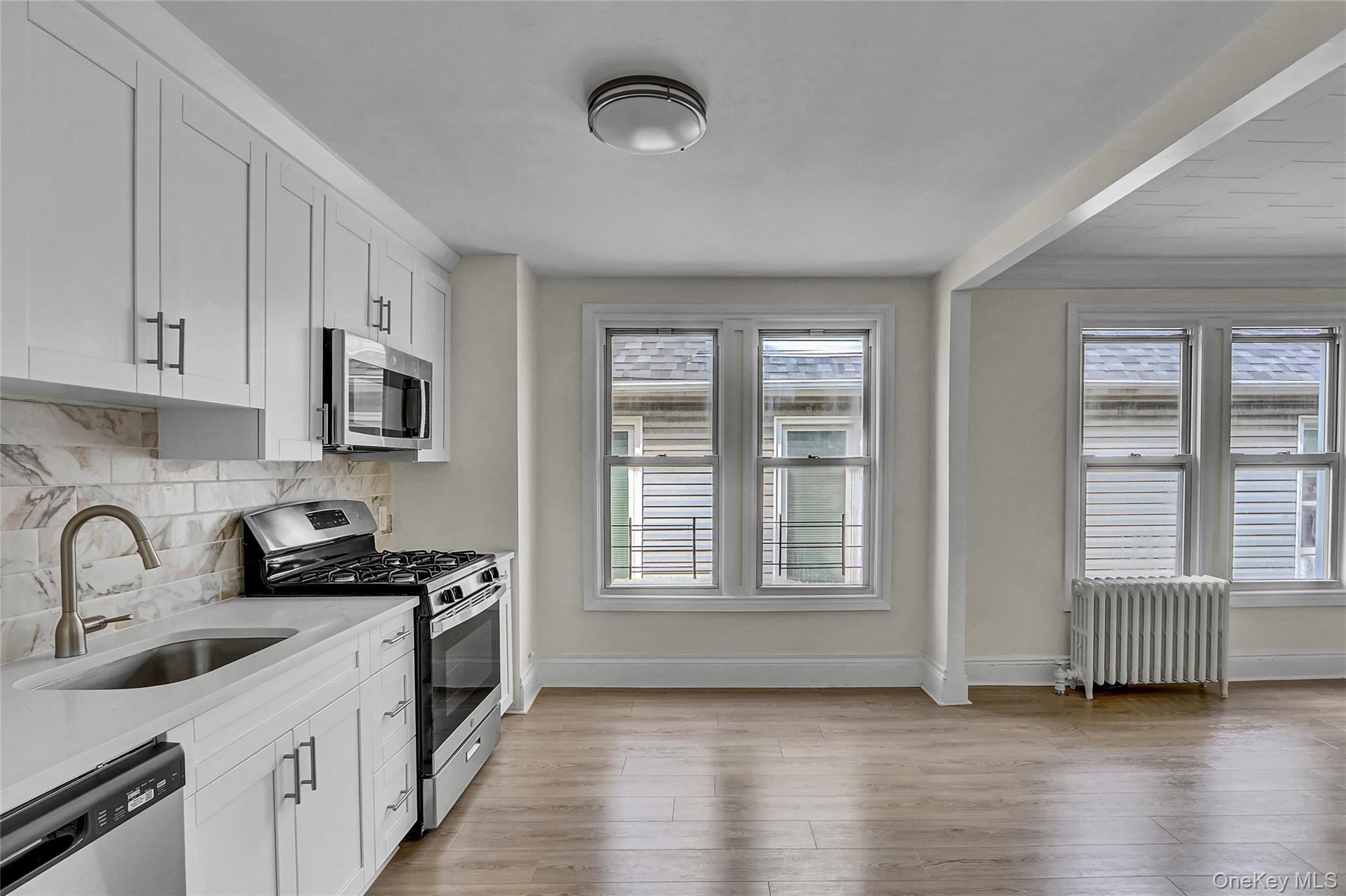 58-60 78th Avenue Property Photo 20