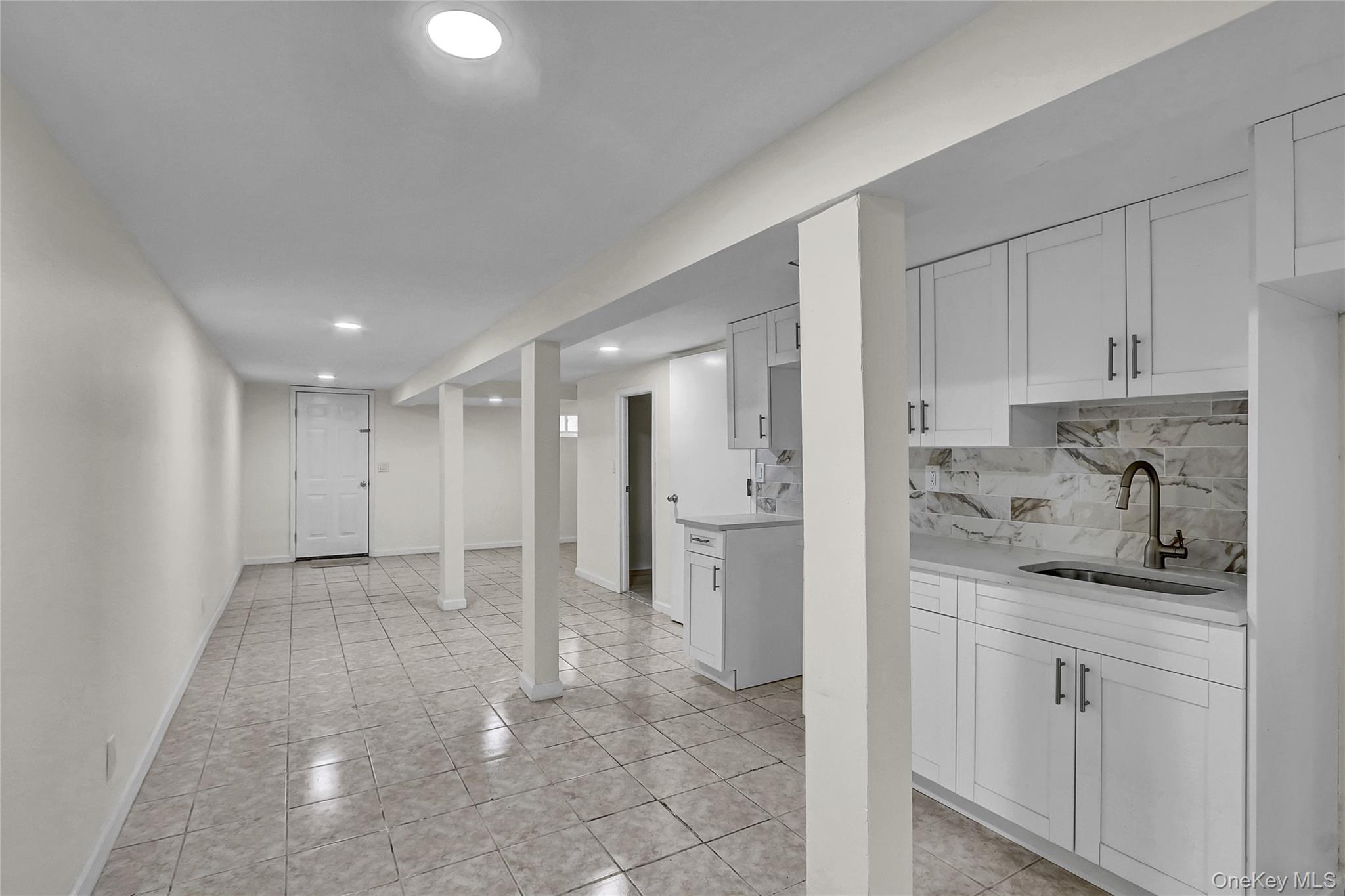 58-60 78th Avenue Property Photo 27