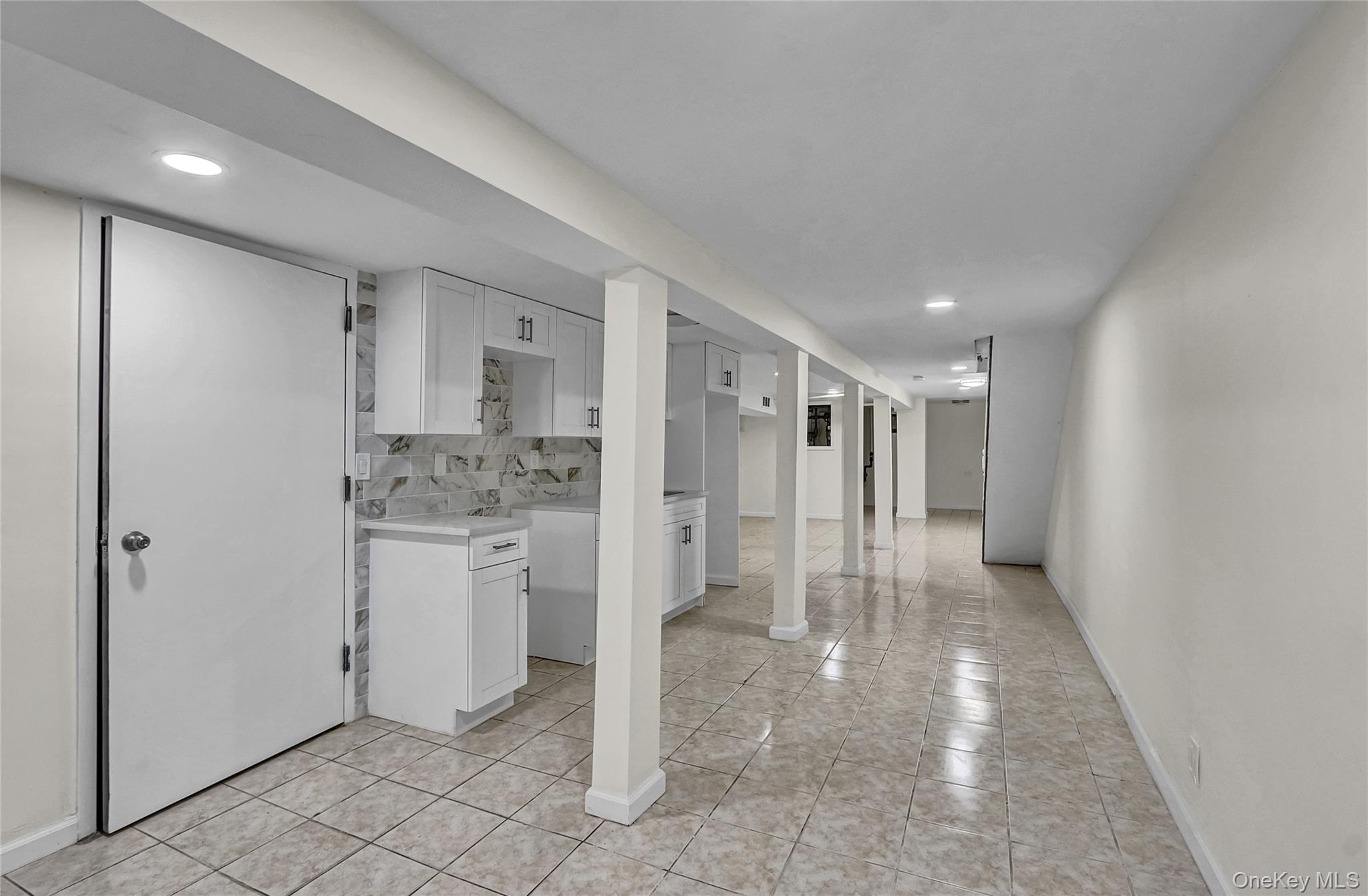 58-60 78th Avenue Property Photo 28