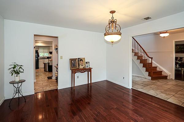 2 Evans Lane Property Photo 6