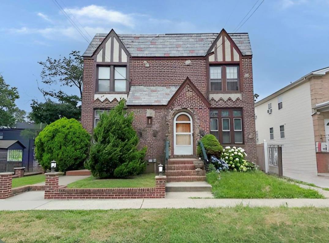 9268 240th Street Property Photo 1